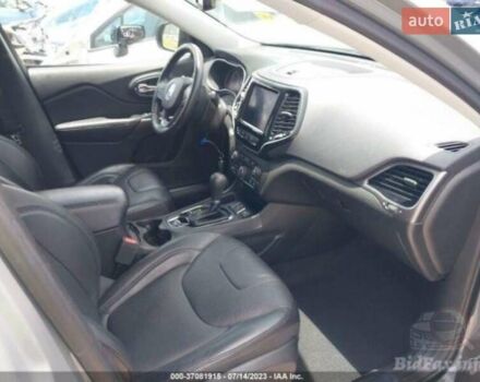 Серый Джип Чероки, объемом двигателя 2.4 л и пробегом 111 тыс. км за 17300 $, фото 29 на Automoto.ua