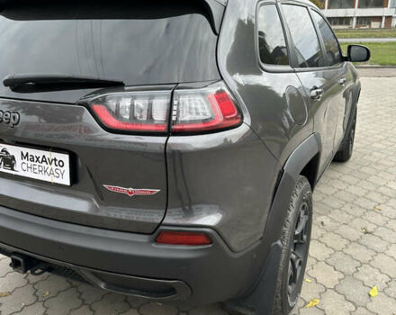 Джип Чероки 2019 в Черкассах на Automoto.ua Серый Джип Чероки, объемом двигателя 3.2 л и пробегом 70 тыс. км за 21500 $, фото 8 на Automoto.ua