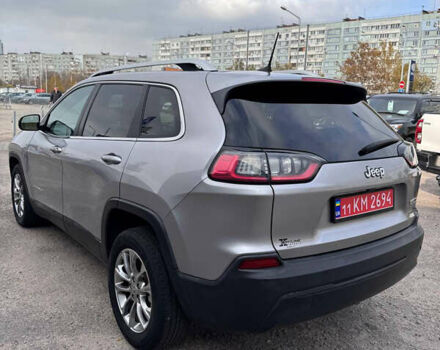 Серый Джип Чероки, объемом двигателя 2.4 л и пробегом 220 тыс. км за 15999 $, фото 5 на Automoto.ua