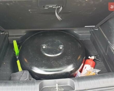 Серый Джип Чероки, объемом двигателя 3.24 л и пробегом 61 тыс. км за 19000 $, фото 45 на Automoto.ua