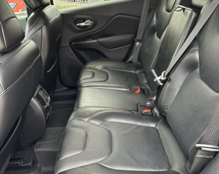 Джип Чероки 2019 в Черкассах на Automoto.ua Серый Джип Чероки, объемом двигателя 3.2 л и пробегом 70 тыс. км за 21500 $, фото 25 на Automoto.ua