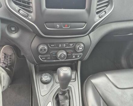 Сірий Джип Cherokee, об'ємом двигуна 2.36 л та пробігом 60 тис. км за 16500 $, фото 18 на Automoto.ua