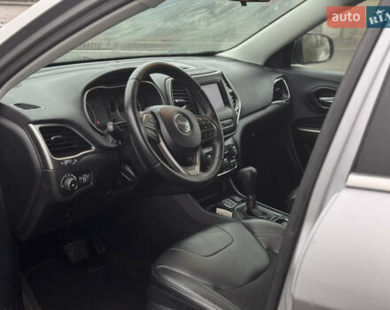 Сірий Джип Cherokee, об'ємом двигуна 2.36 л та пробігом 198 тис. км за 15200 $, фото 69 на Automoto.ua