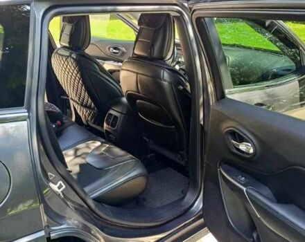 Серый Джип Чероки, объемом двигателя 0 л и пробегом 92 тыс. км за 17000 $, фото 8 на Automoto.ua