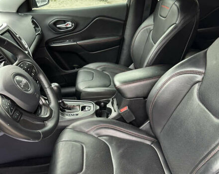 Джип Чероки 2019 в Черкассах на Automoto.ua Серый Джип Чероки, объемом двигателя 3.2 л и пробегом 70 тыс. км за 21500 $, фото 27 на Automoto.ua