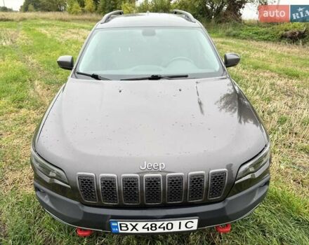 Сірий Джип Cherokee, об'ємом двигуна 3.2 л та пробігом 197 тис. км за 18900 $, фото 10 на Automoto.ua
