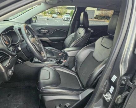 Сірий Джип Cherokee, об'ємом двигуна 2 л та пробігом 40 тис. км за 9800 $, фото 10 на Automoto.ua