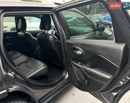 Сірий Джип Cherokee, об'ємом двигуна 2.36 л та пробігом 144 тис. км за 16200 $, фото 44 на Automoto.ua