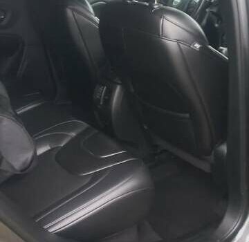 Серый Джип Чероки, объемом двигателя 2.36 л и пробегом 118 тыс. км за 16500 $, фото 25 на Automoto.ua