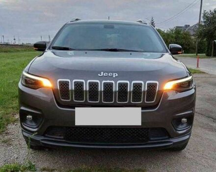 Джип Чероки 2019 в Киеве на Automoto.ua Серый Джип Чероки, объемом двигателя 0 л и пробегом 104 тыс. км за 10400 $, фото 3 на Automoto.ua