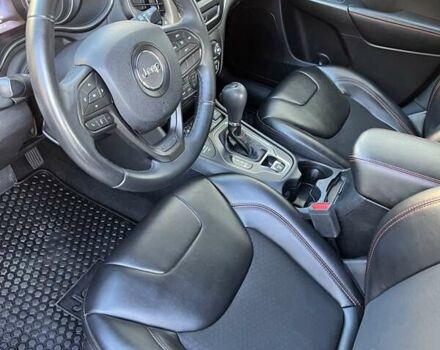 Сірий Джип Cherokee, об'ємом двигуна 3.2 л та пробігом 197 тис. км за 18900 $, фото 18 на Automoto.ua