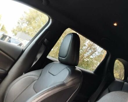 Сірий Джип Cherokee, об'ємом двигуна 3.24 л та пробігом 133 тис. км за 18000 $, фото 14 на Automoto.ua