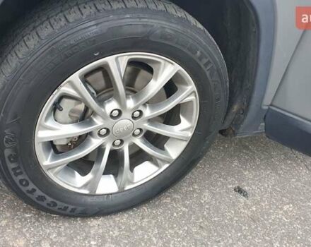 Серый Джип Чероки, объемом двигателя 3.24 л и пробегом 61 тыс. км за 19000 $, фото 27 на Automoto.ua