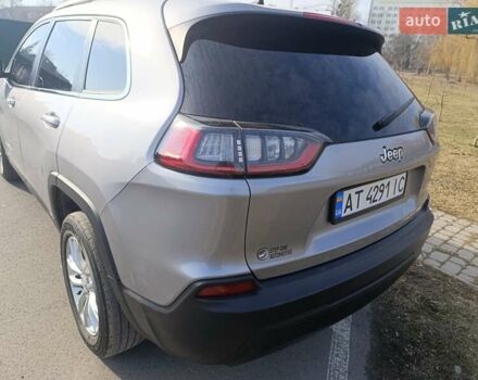 Серый Джип Чероки, объемом двигателя 2.36 л и пробегом 107 тыс. км за 15100 $, фото 11 на Automoto.ua