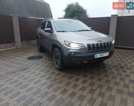 Сірий Джип Cherokee, об'ємом двигуна 3.24 л та пробігом 630 тис. км за 18700 $, фото 1 на Automoto.ua