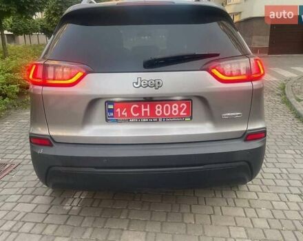 Сірий Джип Cherokee, об'ємом двигуна 2.36 л та пробігом 140 тис. км за 15500 $, фото 4 на Automoto.ua