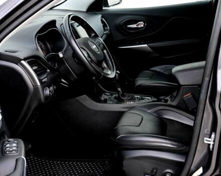 Серый Джип Чероки, объемом двигателя 2.4 л и пробегом 82 тыс. км за 10200 $, фото 16 на Automoto.ua