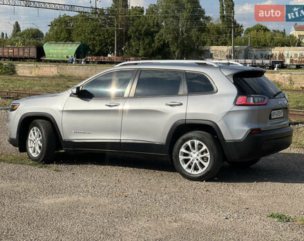 Сірий Джип Cherokee, об'ємом двигуна 2.36 л та пробігом 98 тис. км за 16500 $, фото 13 на Automoto.ua