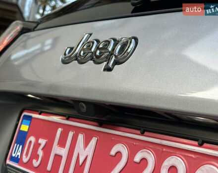Серый Джип Чероки, объемом двигателя 2.4 л и пробегом 165 тыс. км за 15699 $, фото 158 на Automoto.ua