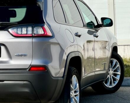 Сірий Джип Cherokee, об'ємом двигуна 2.4 л та пробігом 164 тис. км за 14000 $, фото 2 на Automoto.ua