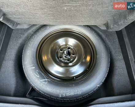 Серый Джип Чероки, объемом двигателя 2.4 л и пробегом 165 тыс. км за 15699 $, фото 255 на Automoto.ua