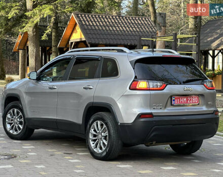 Серый Джип Чероки, объемом двигателя 2.4 л и пробегом 165 тыс. км за 15699 $, фото 91 на Automoto.ua