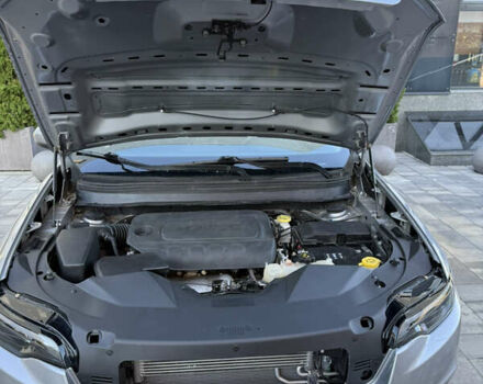 Серый Джип Чероки, объемом двигателя 2.36 л и пробегом 257 тыс. км за 13700 $, фото 14 на Automoto.ua