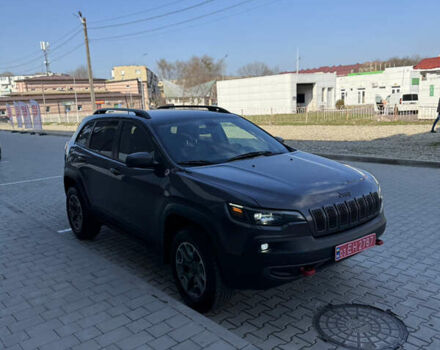 Сірий Джип Cherokee, об'ємом двигуна 0 л та пробігом 34 тис. км за 22300 $, фото 1 на Automoto.ua