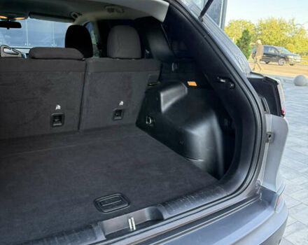 Серый Джип Чероки, объемом двигателя 2.36 л и пробегом 257 тыс. км за 13700 $, фото 45 на Automoto.ua