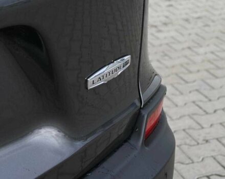 Серый Джип Чероки, объемом двигателя 2.4 л и пробегом 82 тыс. км за 10200 $, фото 11 на Automoto.ua