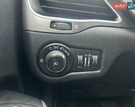 Сірий Джип Cherokee, об'ємом двигуна 2.36 л та пробігом 160 тис. км за 15600 $, фото 20 на Automoto.ua