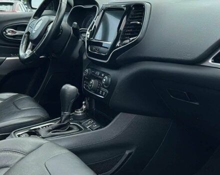 Сірий Джип Cherokee, об'ємом двигуна 3.2 л та пробігом 32 тис. км за 11200 $, фото 7 на Automoto.ua