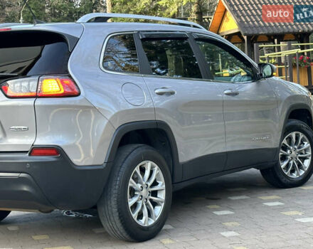 Серый Джип Чероки, объемом двигателя 2.4 л и пробегом 165 тыс. км за 15699 $, фото 135 на Automoto.ua