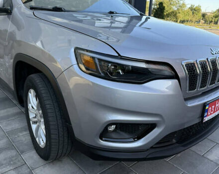 Серый Джип Чероки, объемом двигателя 2.36 л и пробегом 257 тыс. км за 13700 $, фото 9 на Automoto.ua