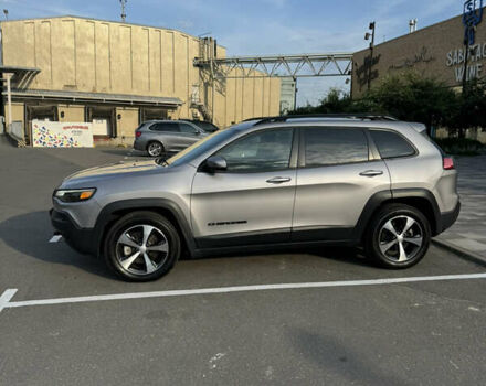 Джип Чероки 2020 в Киеве на Automoto.ua Серый Джип Чероки, объемом двигателя 3.24 л и пробегом 73 тыс. км за 22500 $, фото 14 на Automoto.ua
