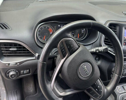 Сірий Джип Cherokee, об'ємом двигуна 3.2 л та пробігом 109 тис. км за 17200 $, фото 18 на Automoto.ua