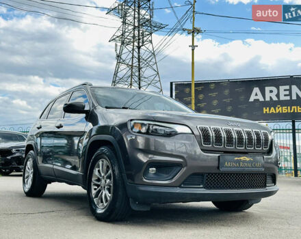 Сірий Джип Cherokee, об'ємом двигуна 2.36 л та пробігом 77 тис. км за 15999 $, фото 8 на Automoto.ua
