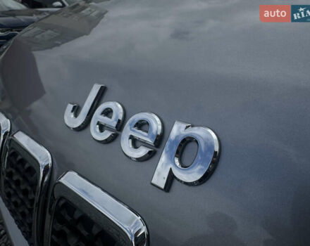 Джип Чероки 2020 в Бердичеве на Automoto.ua Серый Джип Чероки, объемом двигателя 2.4 л и пробегом 51 тыс. км за 16900 $, фото 20 на Automoto.ua