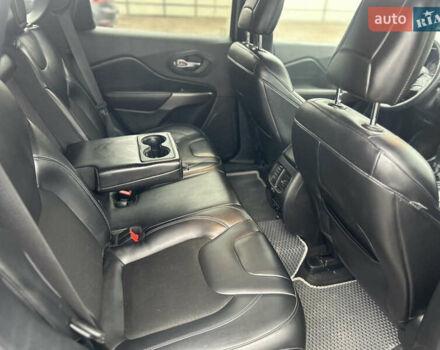 Сірий Джип Cherokee, об'ємом двигуна 2.36 л та пробігом 160 тис. км за 15600 $, фото 15 на Automoto.ua