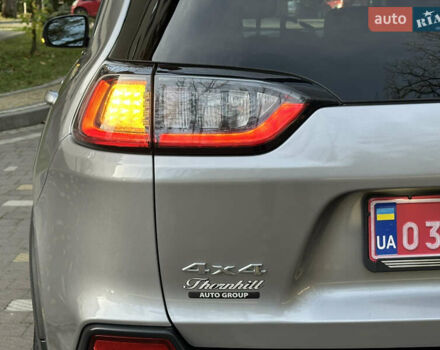 Серый Джип Чероки, объемом двигателя 2.4 л и пробегом 165 тыс. км за 15699 $, фото 109 на Automoto.ua