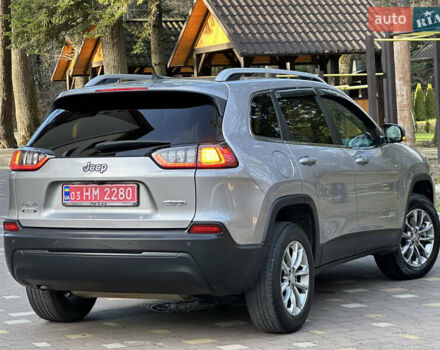 Серый Джип Чероки, объемом двигателя 2.4 л и пробегом 165 тыс. км за 15699 $, фото 130 на Automoto.ua