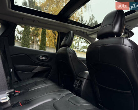 Сірий Джип Cherokee, об'ємом двигуна 3.24 л та пробігом 104 тис. км за 17200 $, фото 59 на Automoto.ua