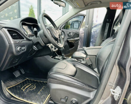 Сірий Джип Cherokee, об'ємом двигуна 2.36 л та пробігом 77 тис. км за 15999 $, фото 13 на Automoto.ua