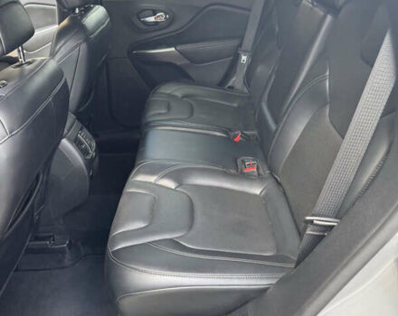 Сірий Джип Cherokee, об'ємом двигуна 3.2 л та пробігом 109 тис. км за 17200 $, фото 8 на Automoto.ua