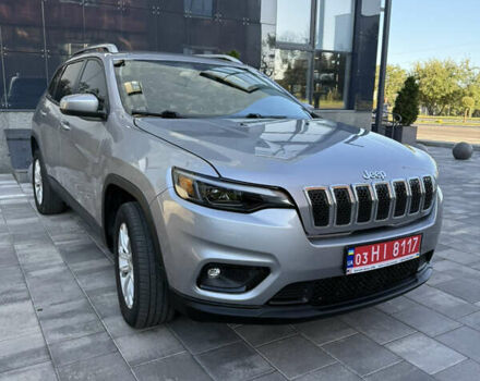 Серый Джип Чероки, объемом двигателя 2.36 л и пробегом 257 тыс. км за 13700 $, фото 1 на Automoto.ua