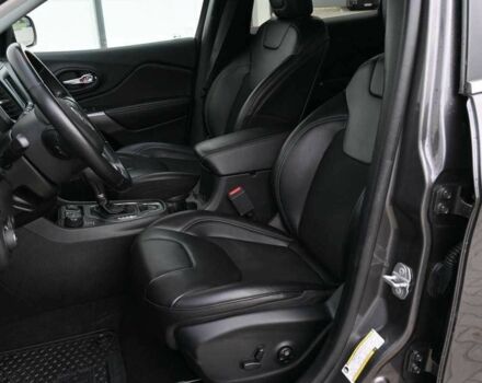 Серый Джип Чероки, объемом двигателя 2.4 л и пробегом 82 тыс. км за 10200 $, фото 17 на Automoto.ua