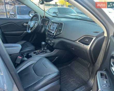 Серый Джип Чероки, объемом двигателя 3.24 л и пробегом 77 тыс. км за 21500 $, фото 19 на Automoto.ua