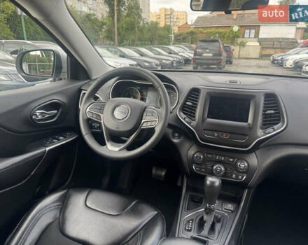 Джип Чероки 2020 в Бердичеве на Automoto.ua Серый Джип Чероки, объемом двигателя 2.4 л и пробегом 51 тыс. км за 16900 $, фото 14 на Automoto.ua