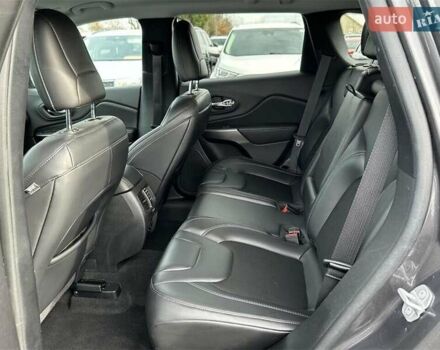 Сірий Джип Cherokee, об'ємом двигуна 2.36 л та пробігом 66 тис. км за 4100 $, фото 12 на Automoto.ua