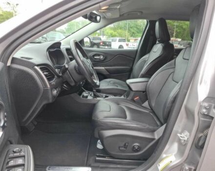 Сірий Джип Cherokee, об'ємом двигуна 3.2 л та пробігом 47 тис. км за 7300 $, фото 6 на Automoto.ua